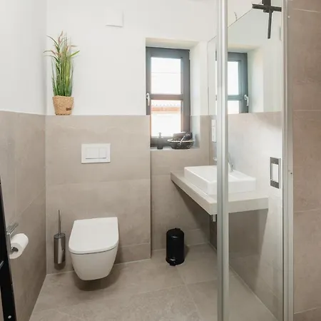 Kuesten Ost Direkte Wasserlage, 2 Balkone, 90qm גריטזיל
