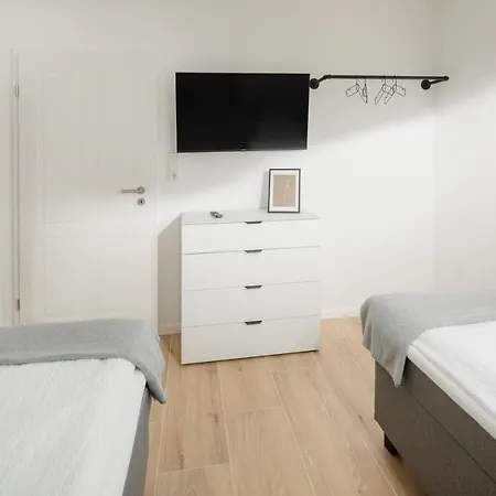 Kuesten Ost Direkte Wasserlage, 2 Balkone, 90qm Διαμέρισμα Greetsiel