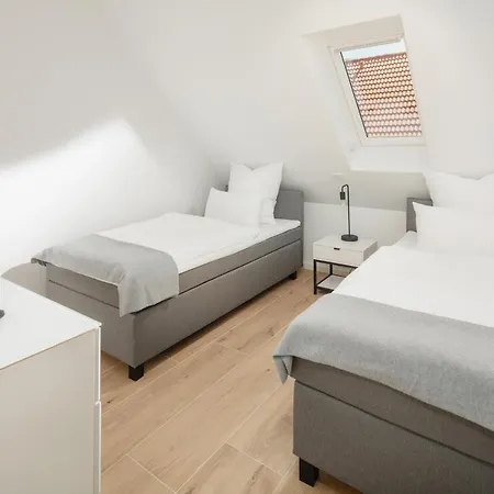 Kuesten Ost Direkte Wasserlage, 2 Balkone, 90qm *