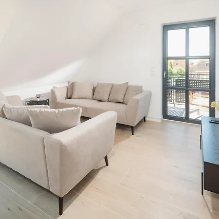 Kuesten Ost Direkte Wasserlage, 2 Balkone, 90qm גריטזיל