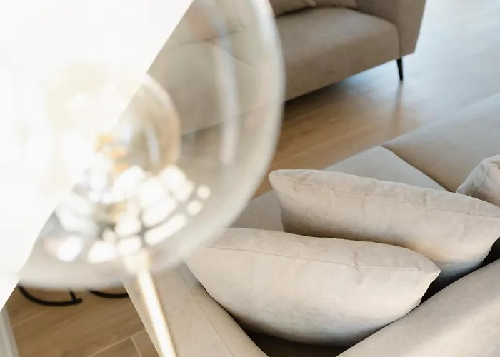 Kuesten Ost Direkte Wasserlage, 2 Balkone, 90qm *