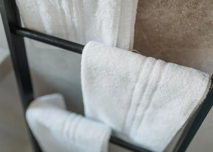 Küsten Ost Direkte Wasserlage, 2 Balkone, 90qm * Greetsiel