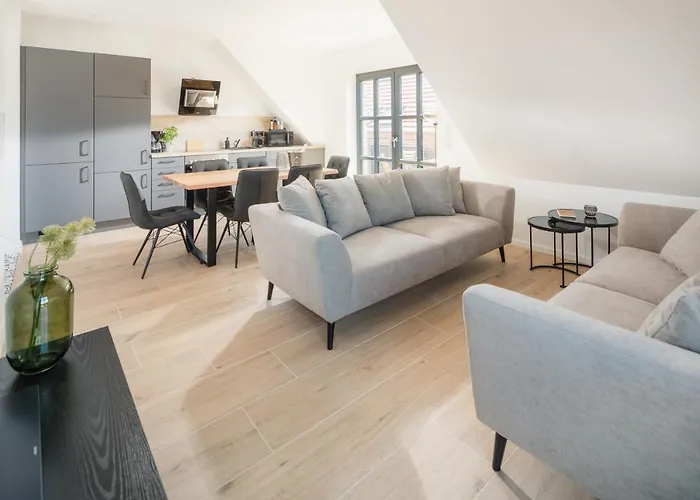 Küsten Ost Direkte Wasserlage, 2 Balkone, 90qm Apartment