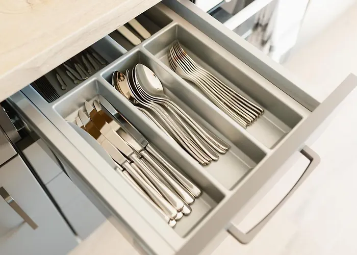 Kuesten Ost Direkte Wasserlage, 2 Balkone, 90qm Greetsiel