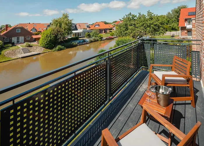 Küsten Ost Direkte Wasserlage, 2 Balkone, 90qm